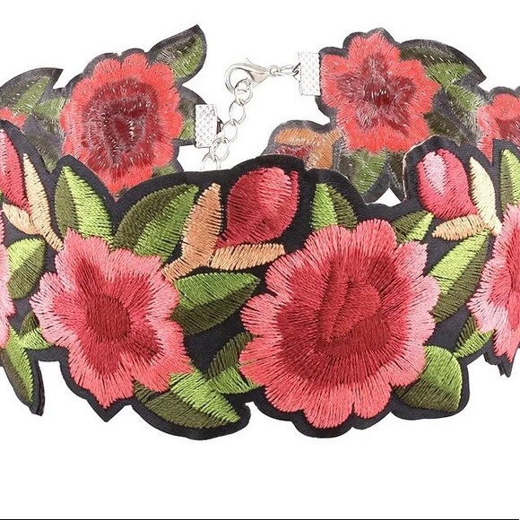 In Bloom Choker$3 w/purchase - Picture 3 of 3